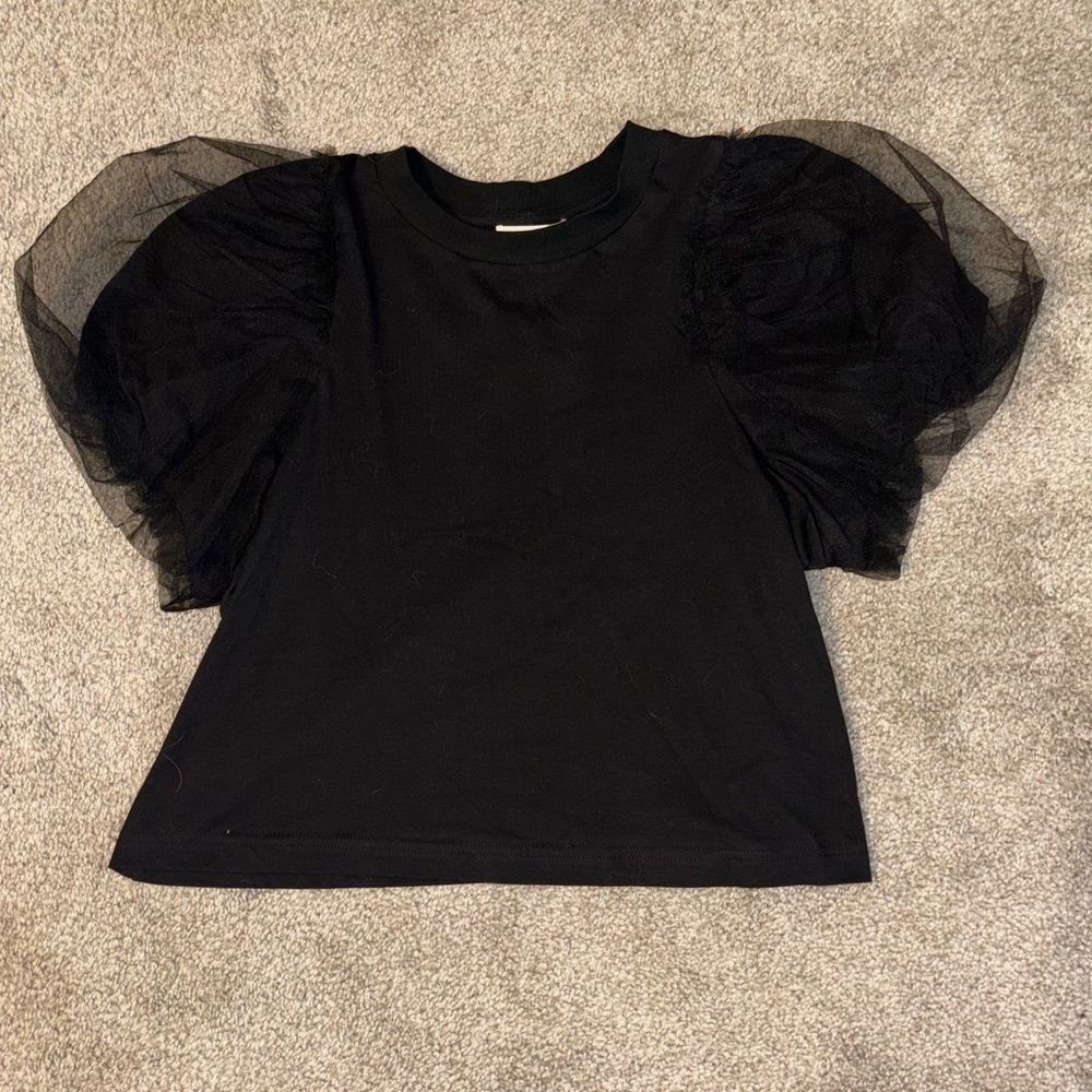 Statement Sleeve Tee Black